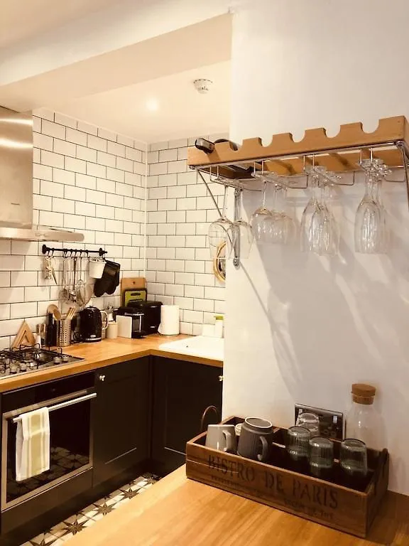 アパート Central Brighton Flat, 3 Bedrooms, Sleeps 6, Close To Shops And Beach イギリス