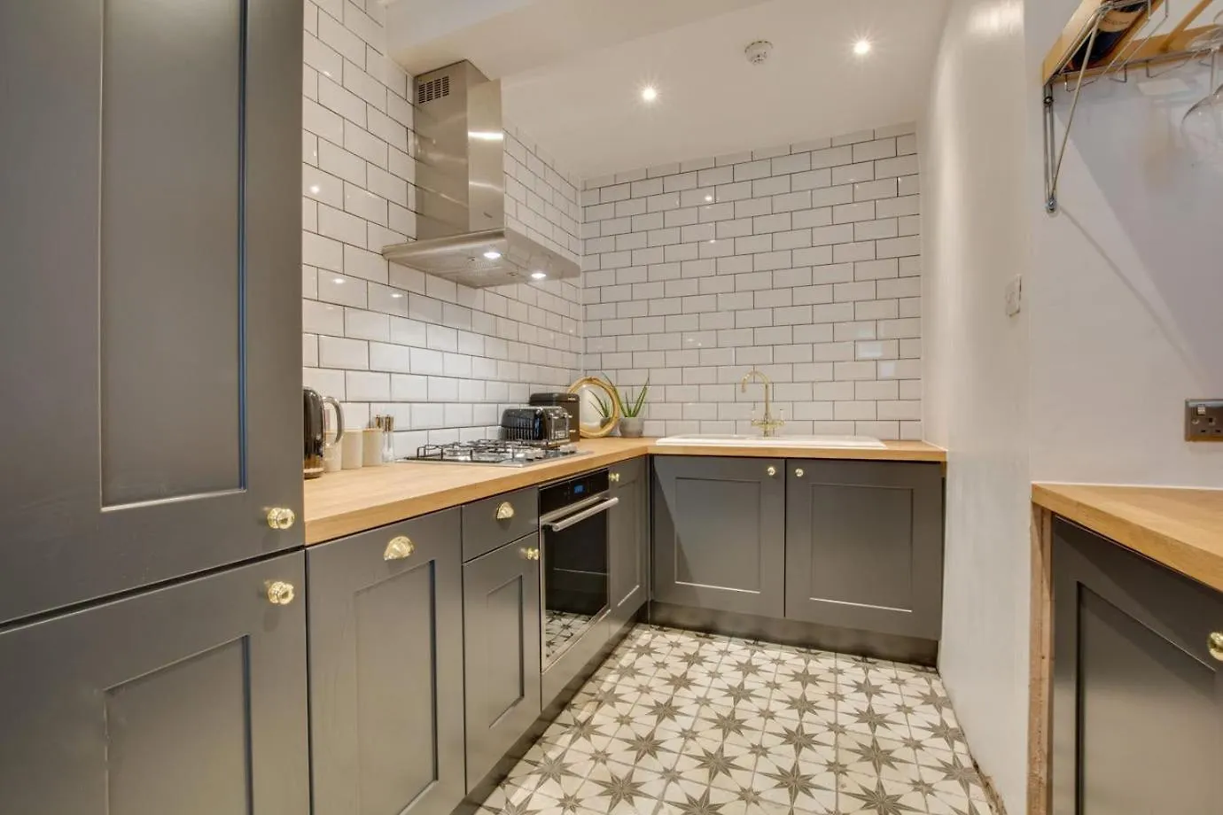 Central Brighton Flat, 3 Bedrooms, Sleeps 6, Close To Shops And Beach イギリス