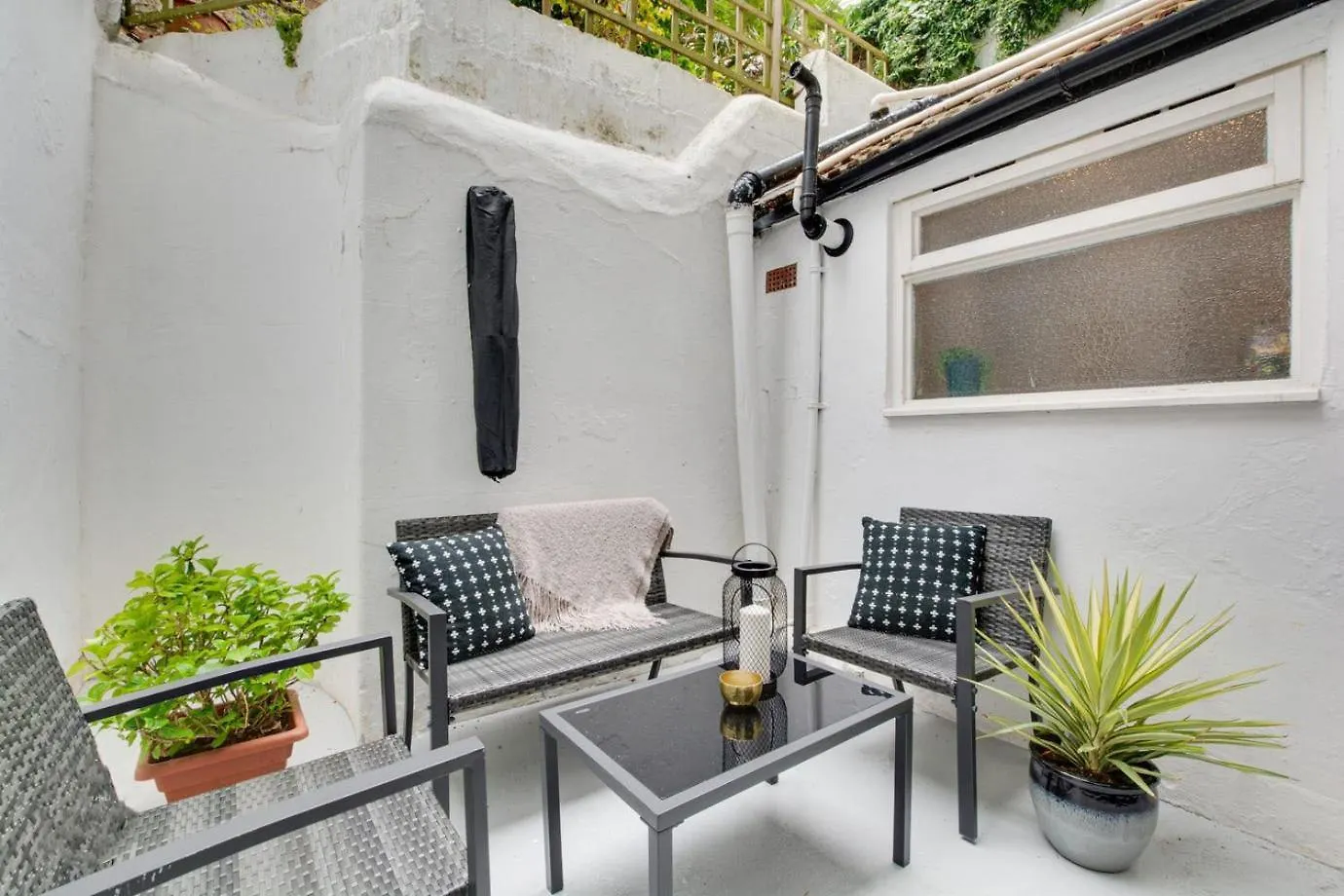 Central Brighton Flat, 3 Bedrooms, Sleeps 6, Close To Shops And Beach